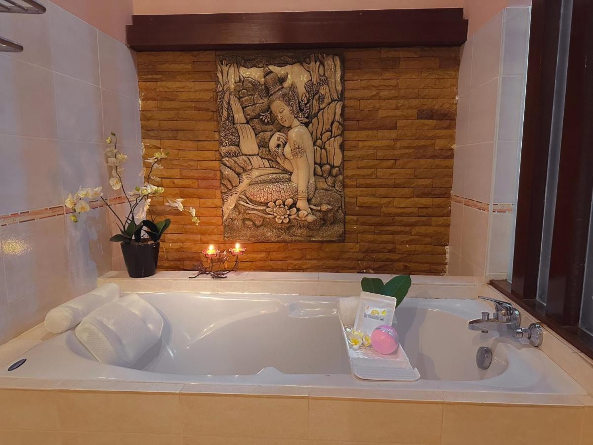 Hotel Suan Palm Garden View Rayong Esterno foto
