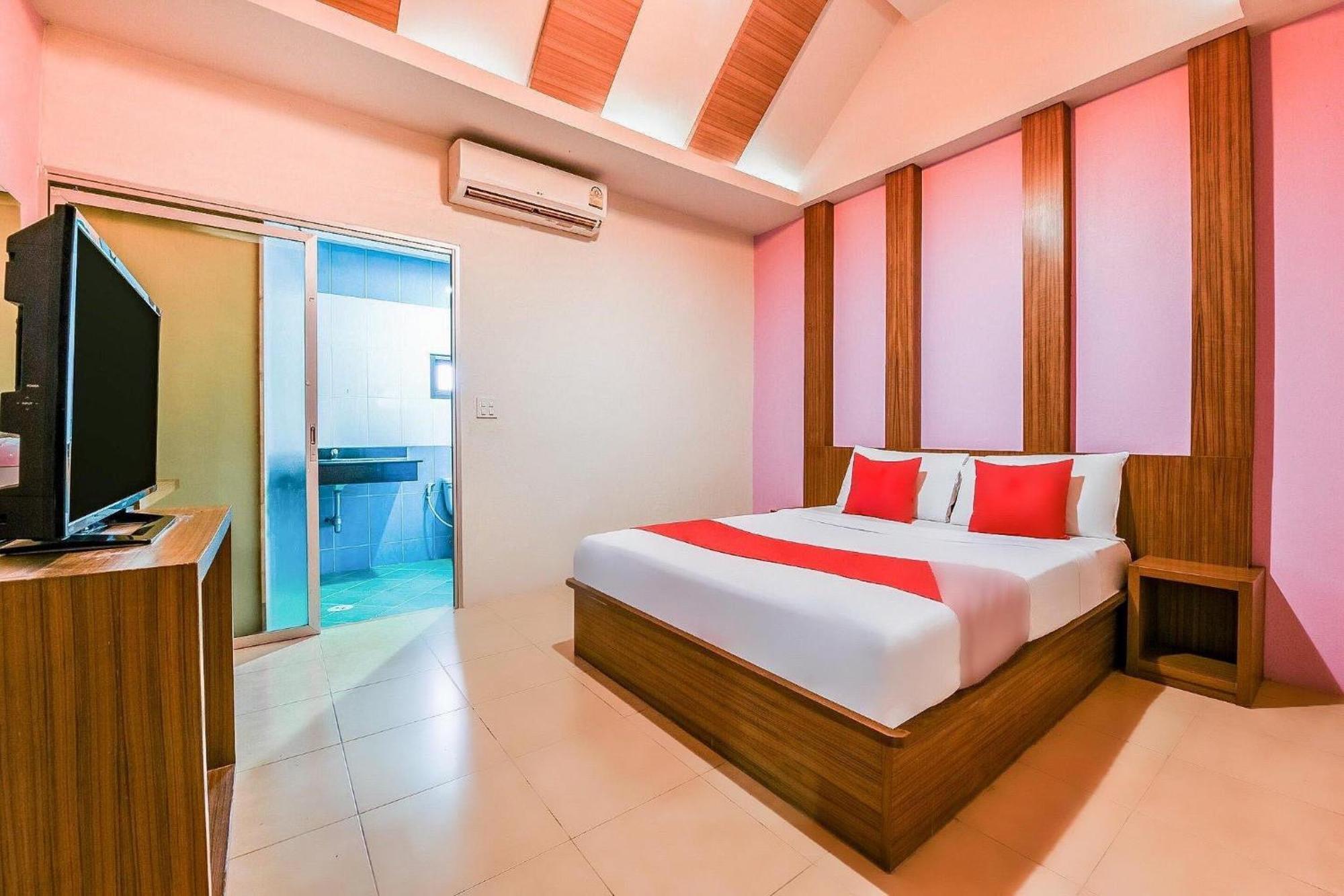 Hotel Suan Palm Garden View Rayong Esterno foto